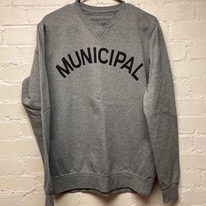 Municipal Origin Crew sweatshirt - Men’s Small in heather gray